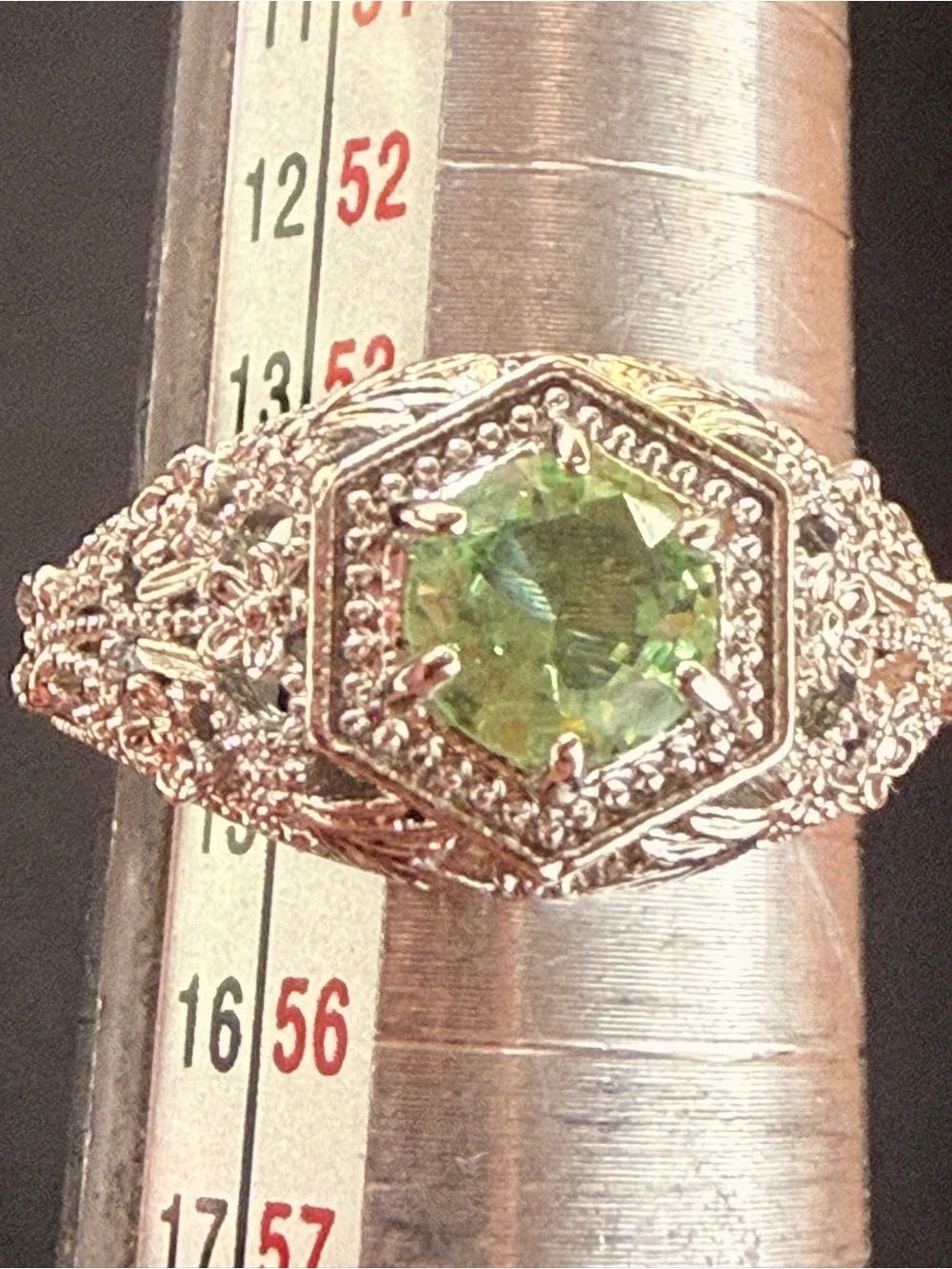 PERIDOT VINTAGE STYLE ART DECO FILIGREE RING Sz7